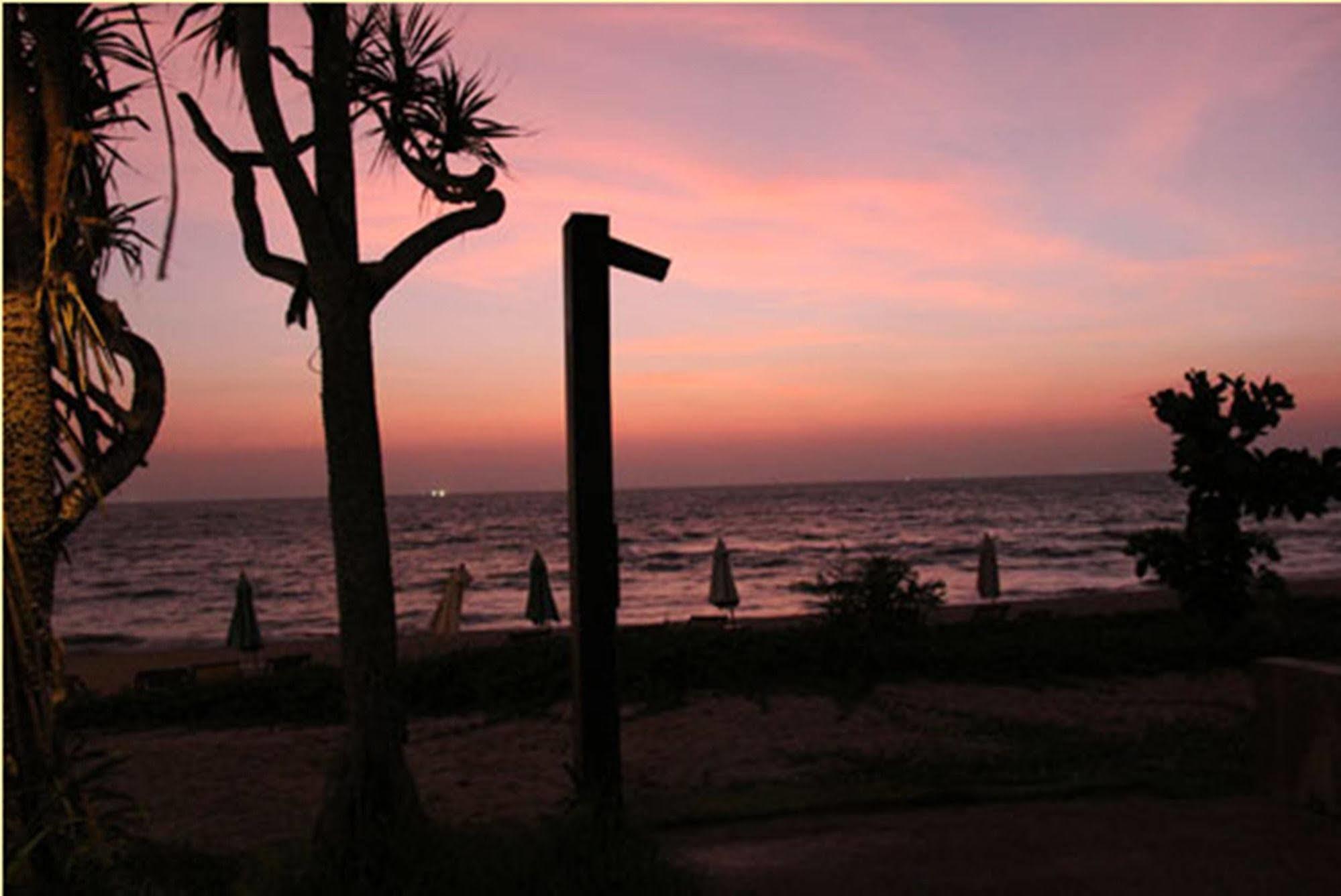 Andalay Boutique Resort Koh Lanta Exterior photo